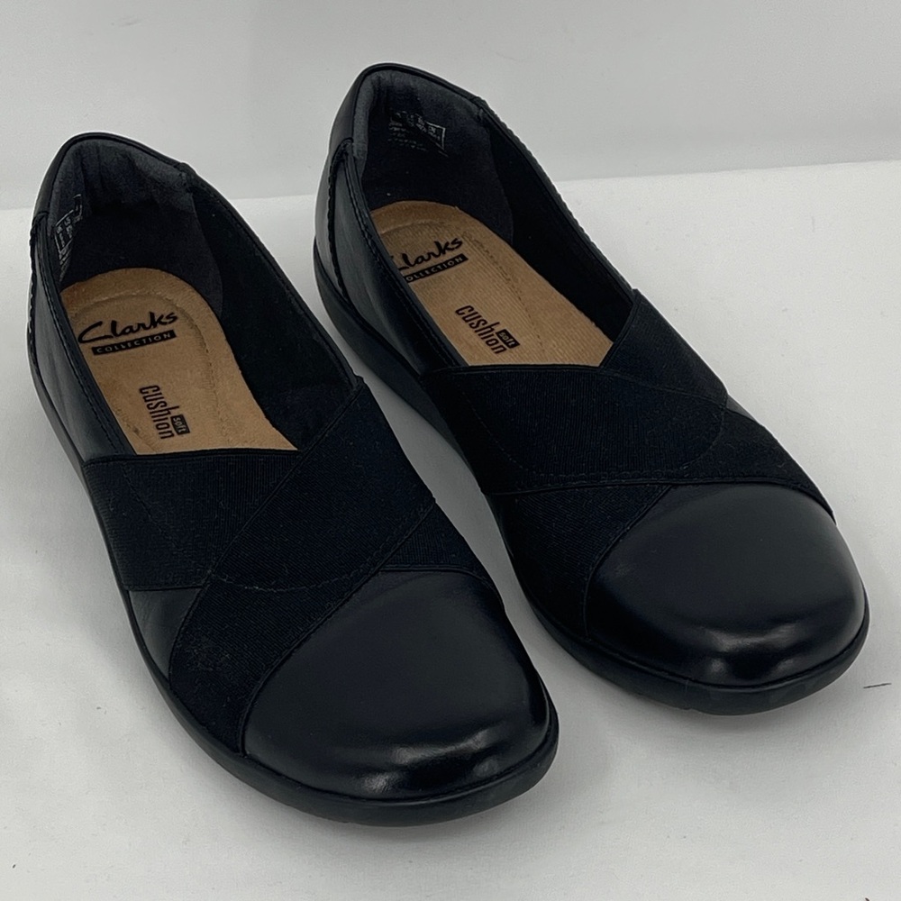 Clarks Women's Black Loafers SIZE 8.5 ELASTIC ACROSS THE TOP